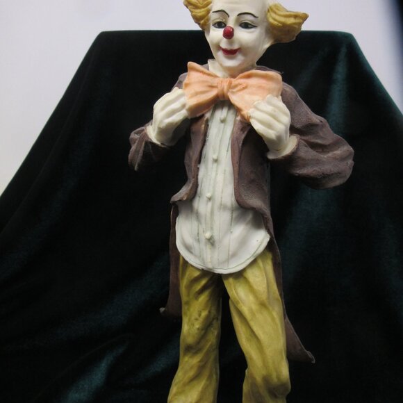 Vintage Circus Clown 10-1/2" Tall x 4-3/4" Wide - Picture 4 of 7